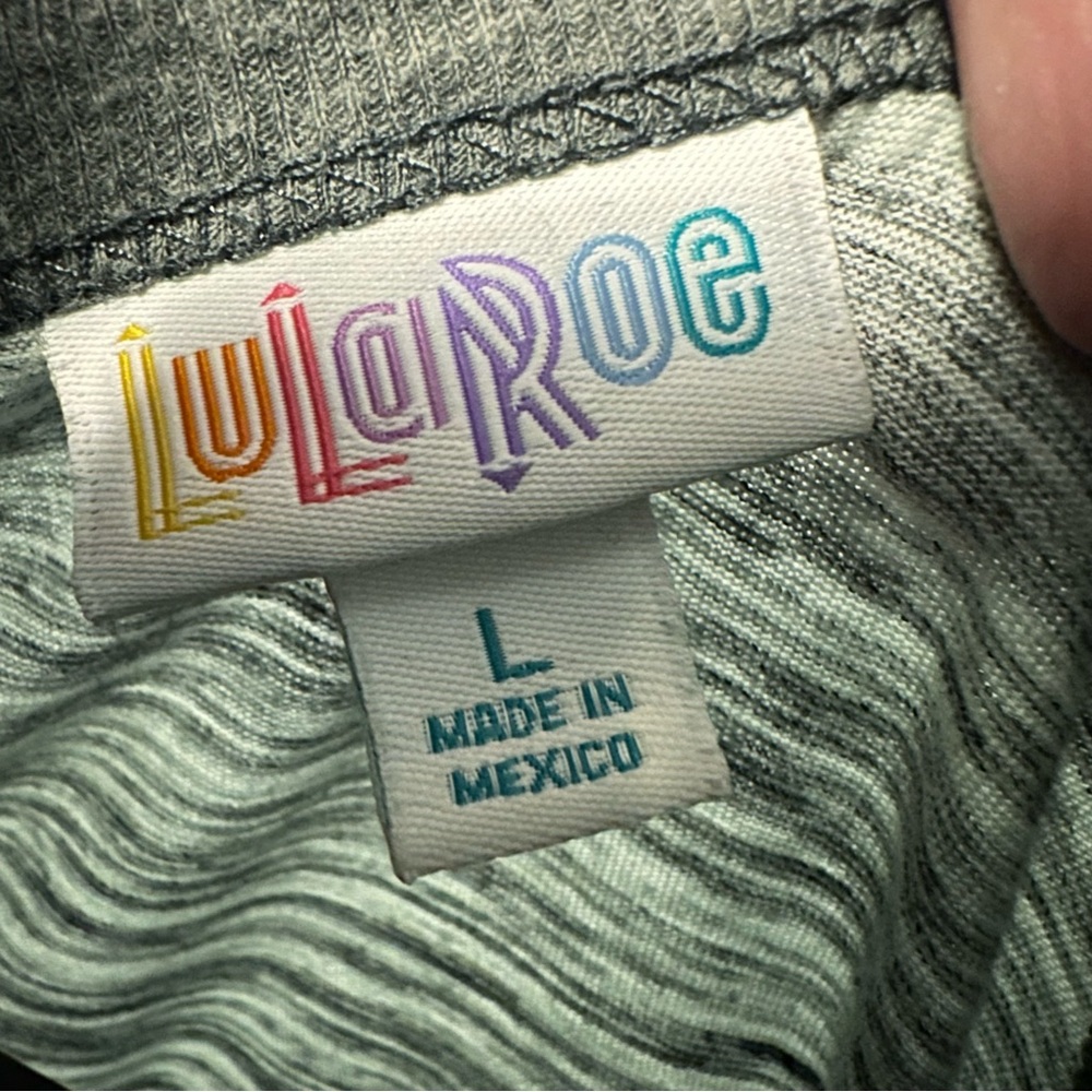 LuLaRoe Gray Raglan Baseball Tee | Size L - Picture 6 of 7